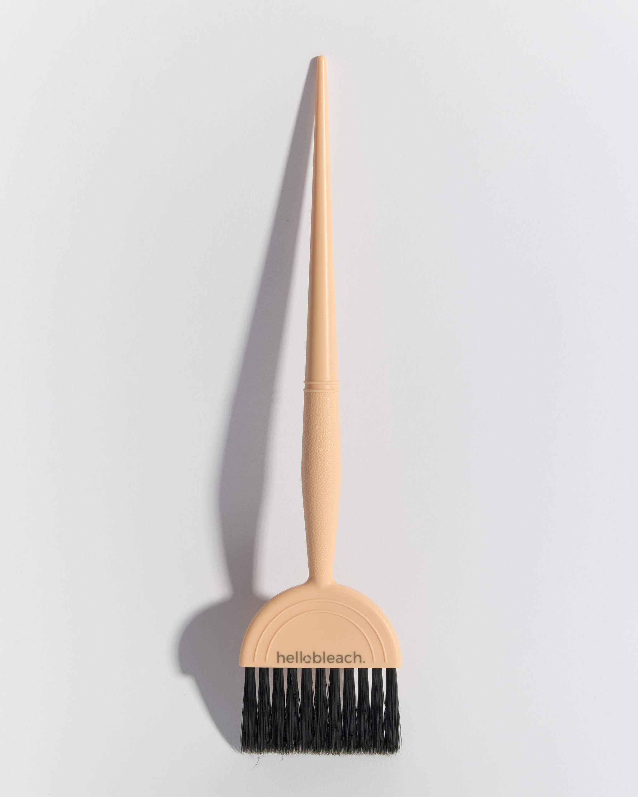 Pinceau à teinte moyenne Hello Bleach