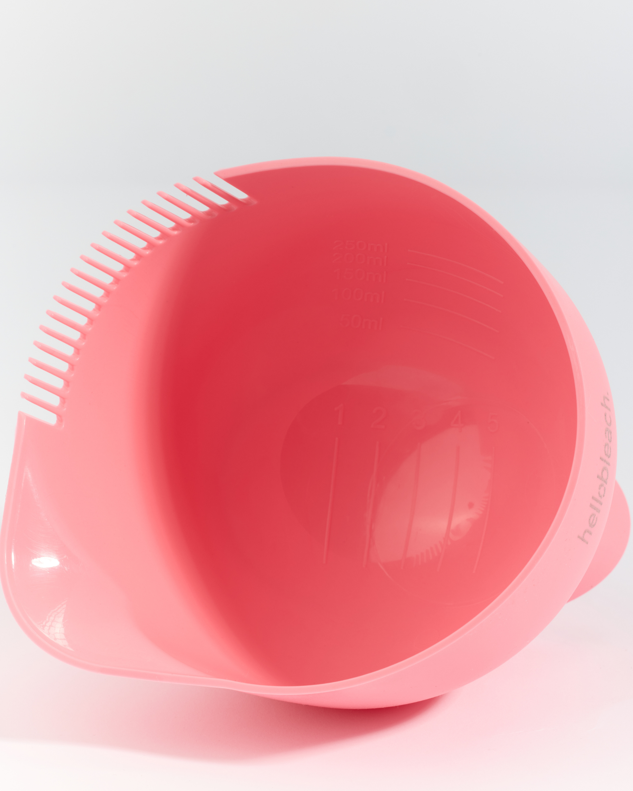 Bol à teinte profonde Hello Bleach avec dents