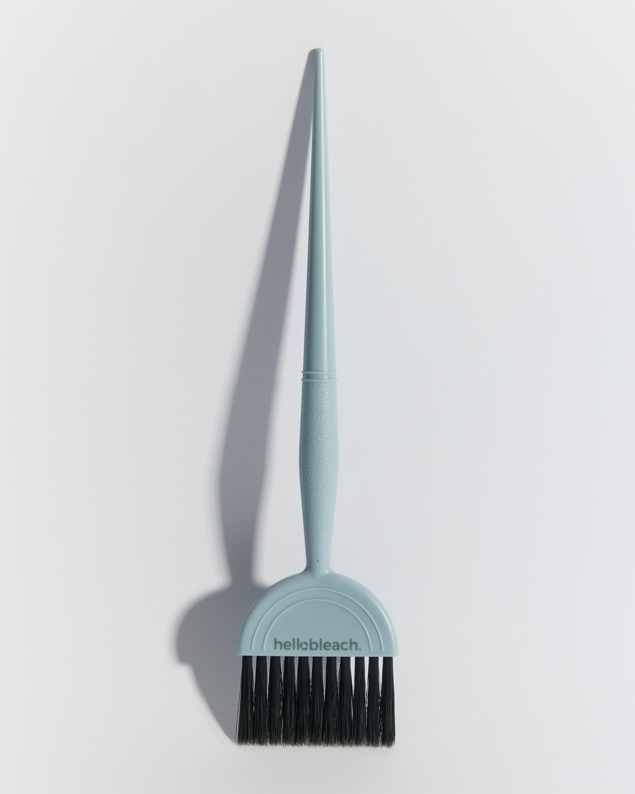 Pinceau à teinte moyenne Hello Bleach