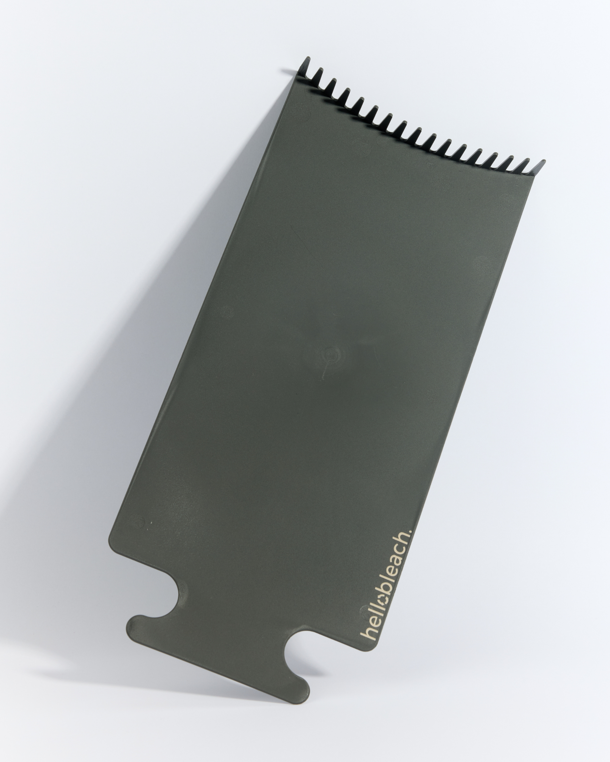 Planche de balayage Hello Bleach avec dents