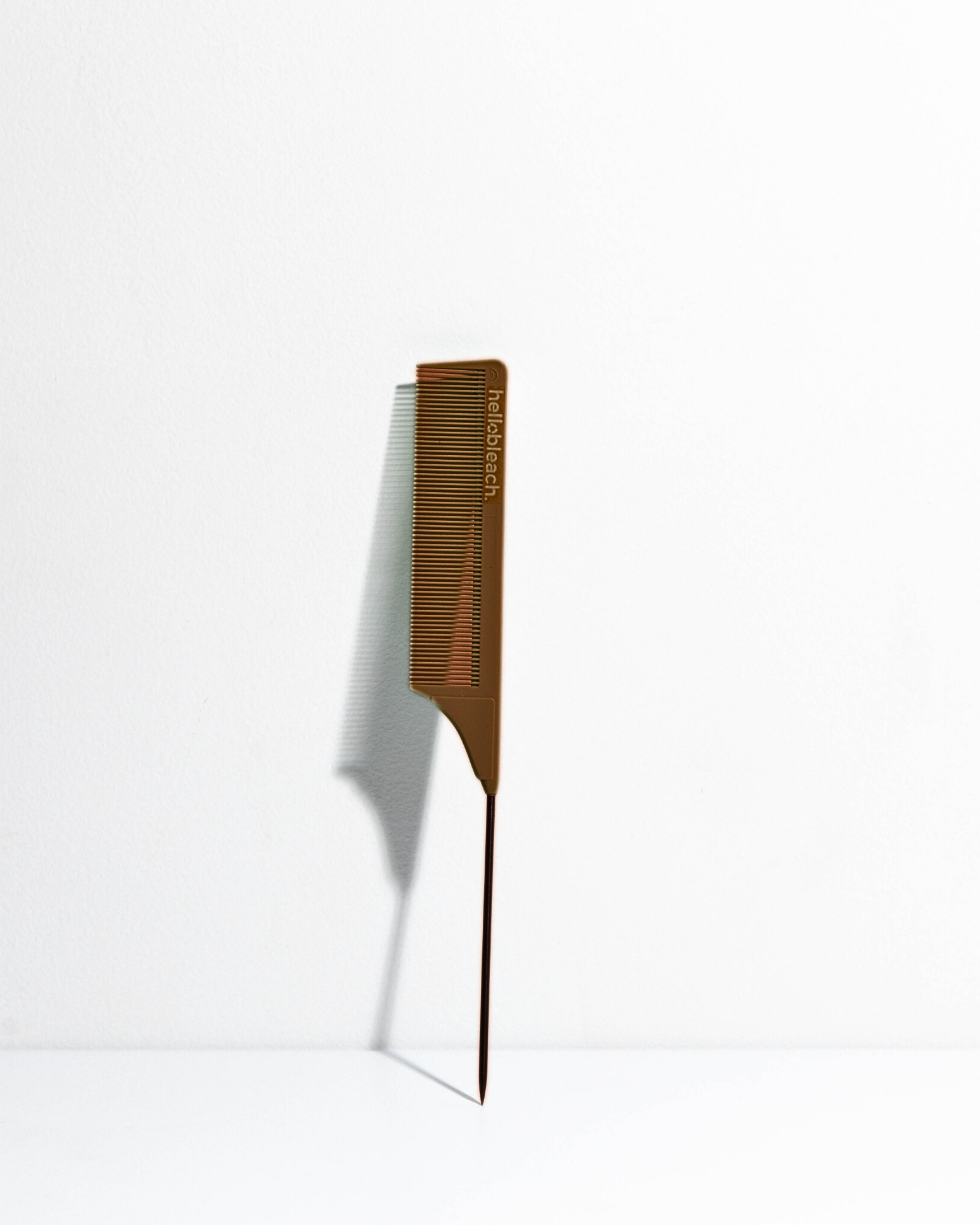 Tail Comb w Stainless Steel Tip