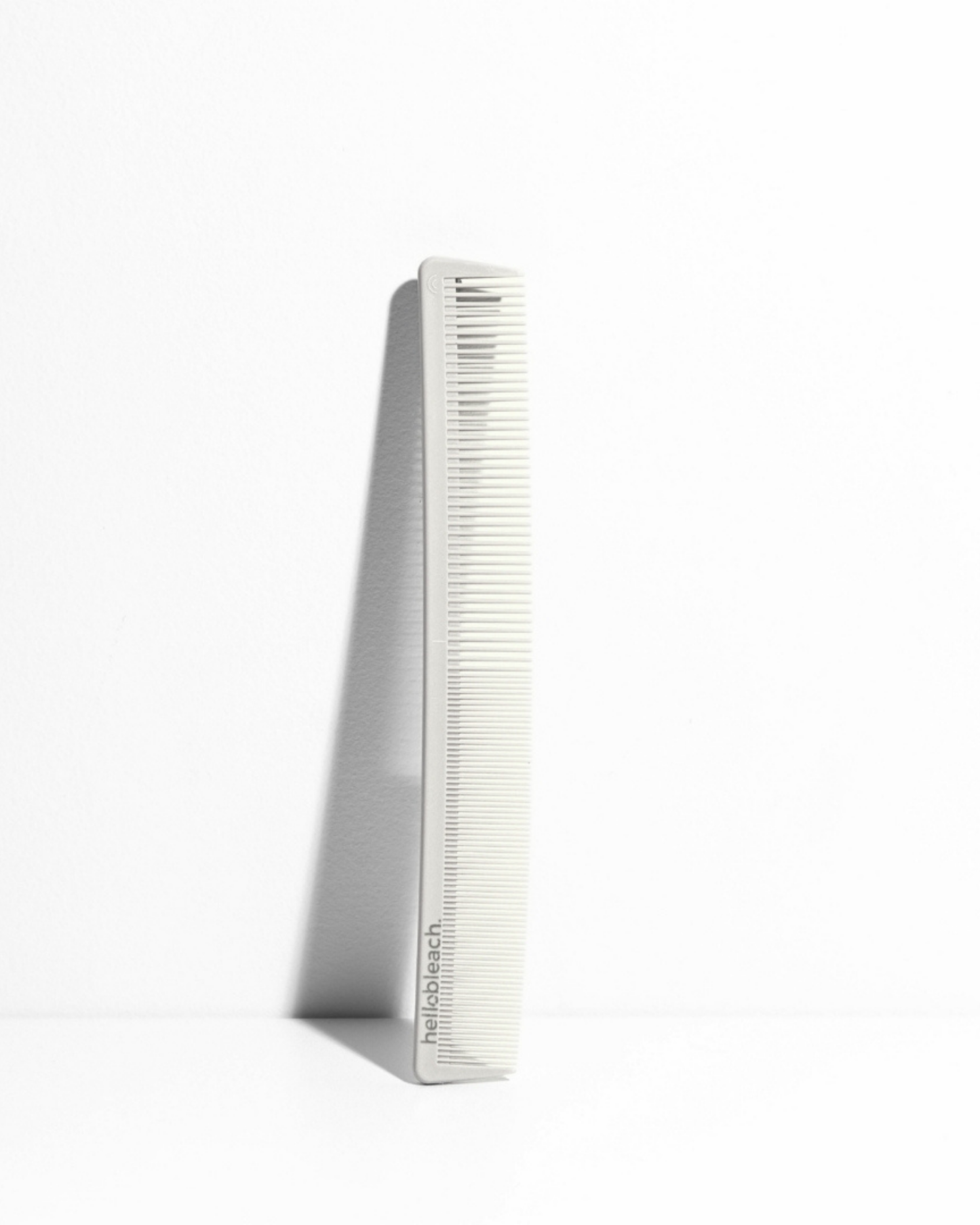Hello Bleach Grand peigne coiffant 30 cm