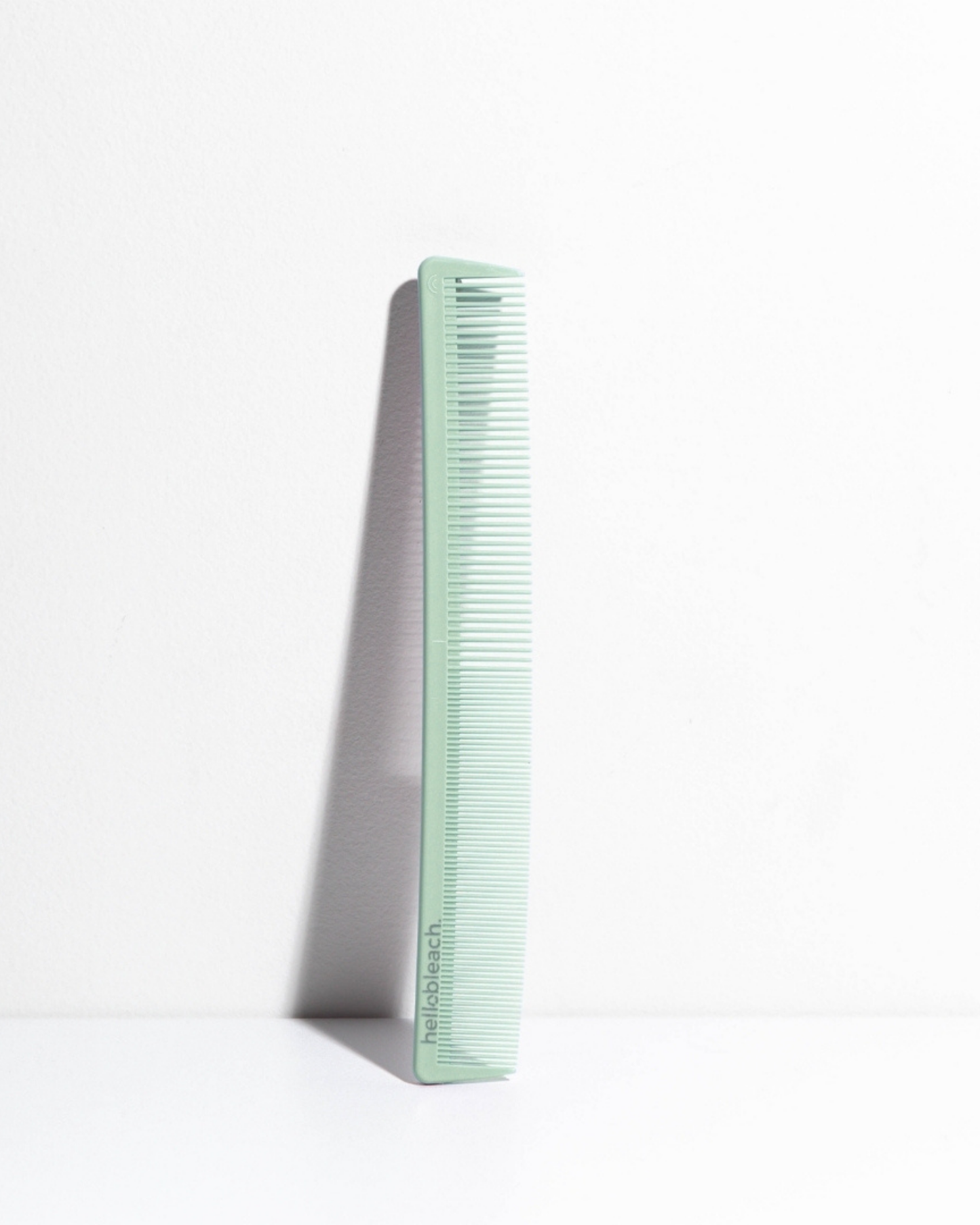 Hello Bleach Grand peigne coiffant 30 cm