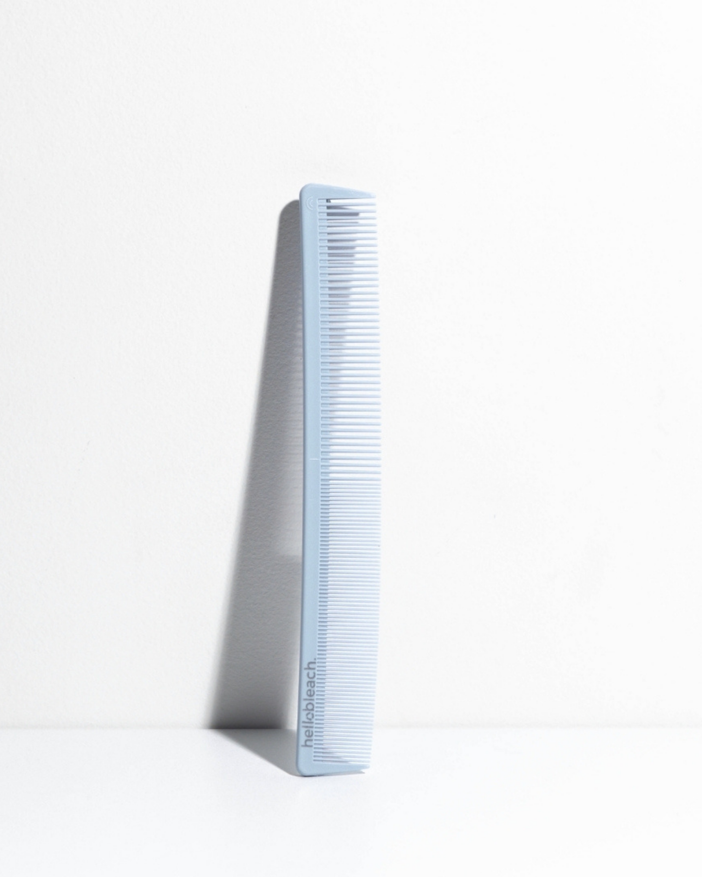 Hello Bleach Grand peigne coiffant 30 cm