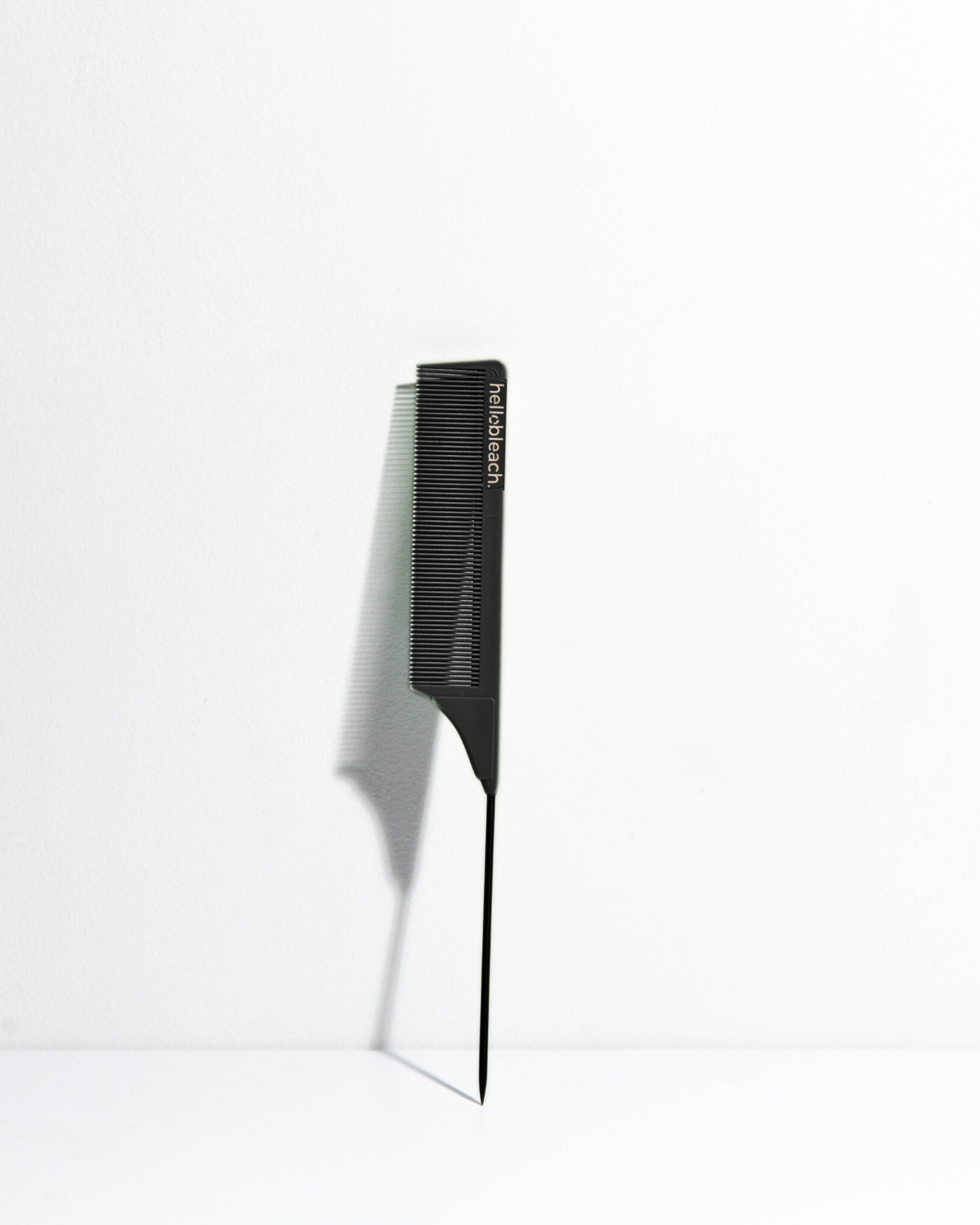 Tail Comb w Stainless Steel Tip