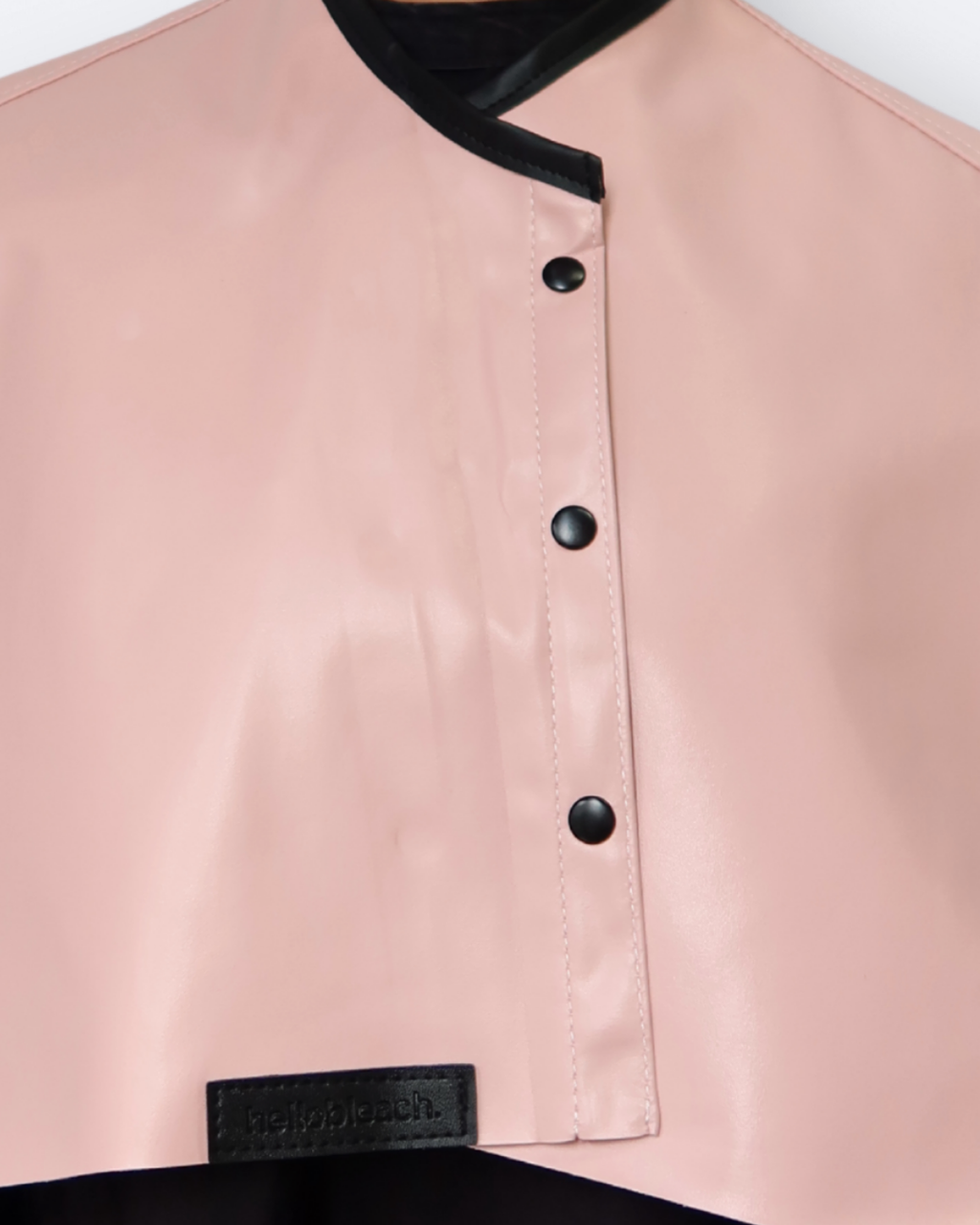 NOUVELLE Cape de coupe en cuir végétalien Pro - Noir par Hello Bleach