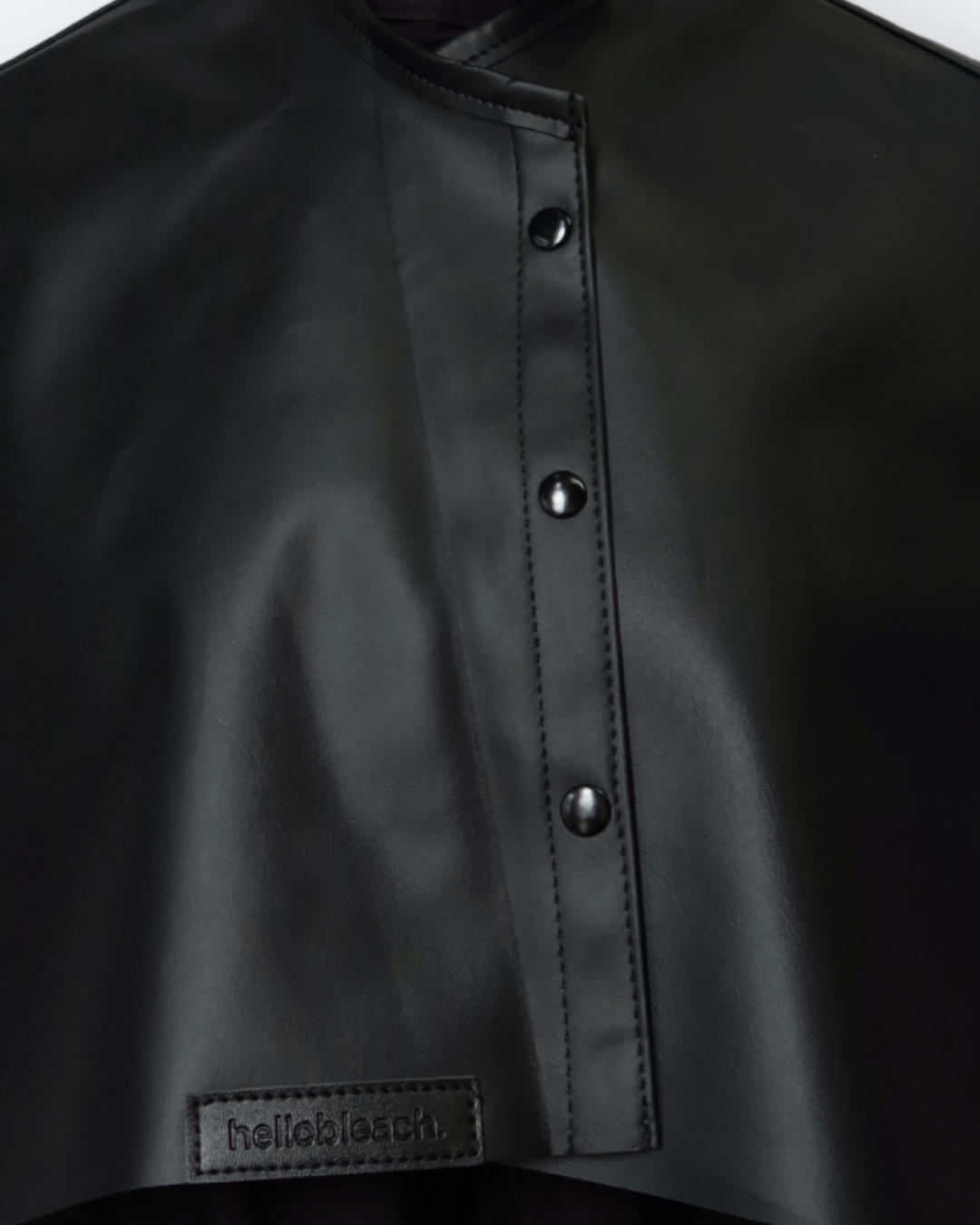 NEU Pro Schneideumhang aus veganem Leder - Schwarz von Hello Bleach